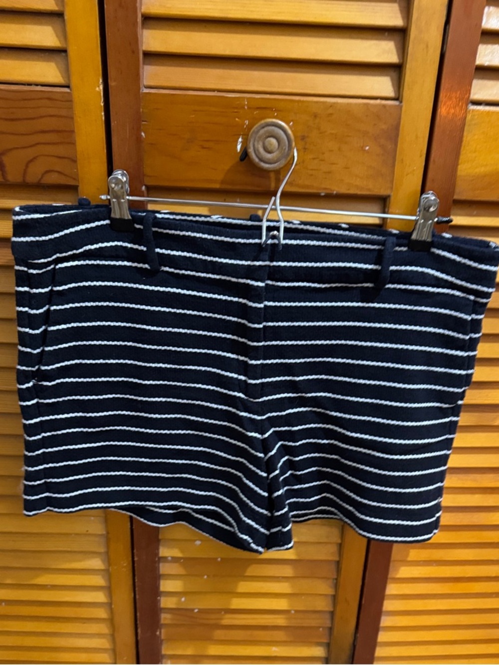 Anne Taylor Striped Black and White Knit Shorts size 16